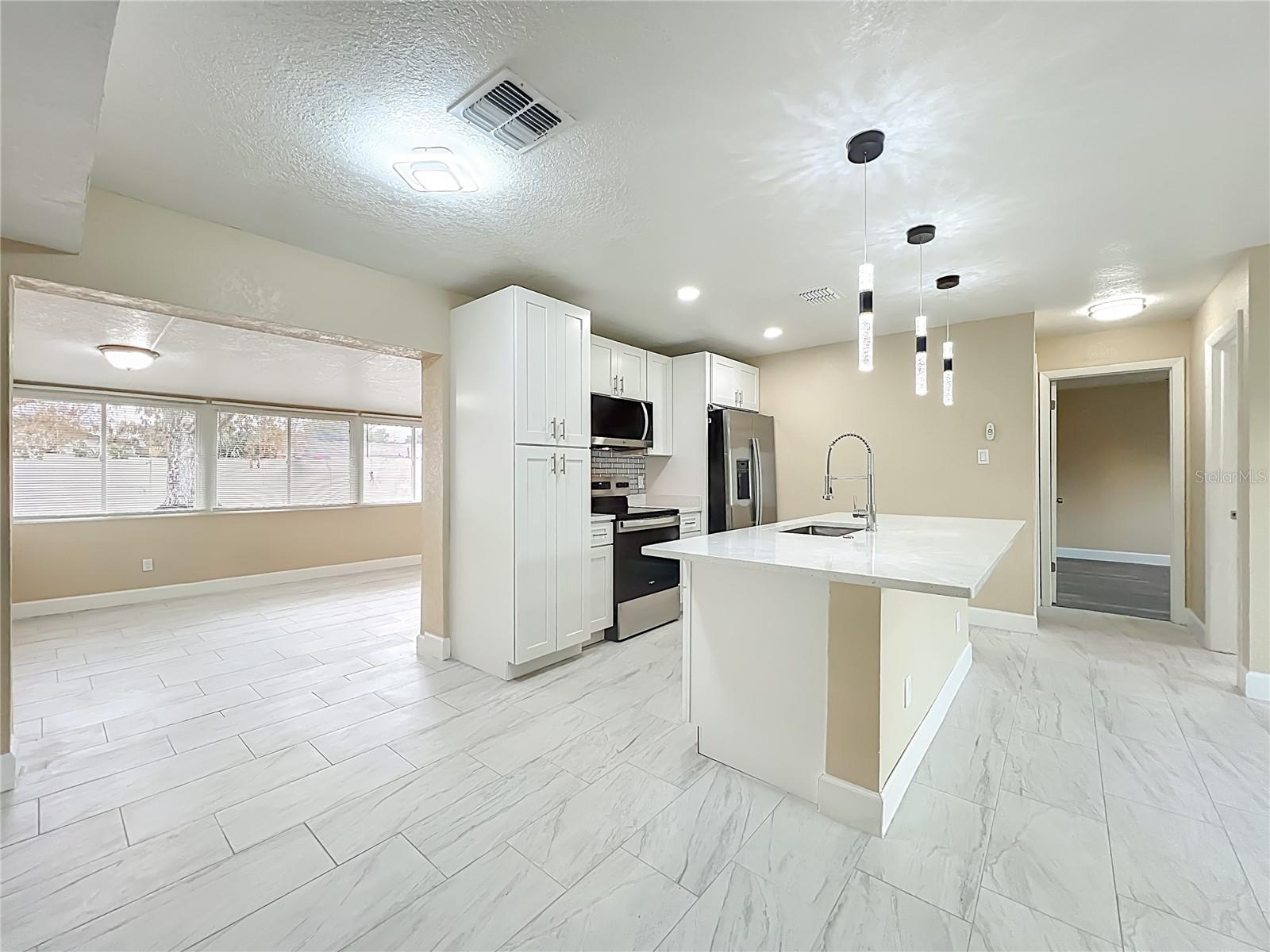 4052 CASTLEGATE DR, ORLANDO, FL — photo 14