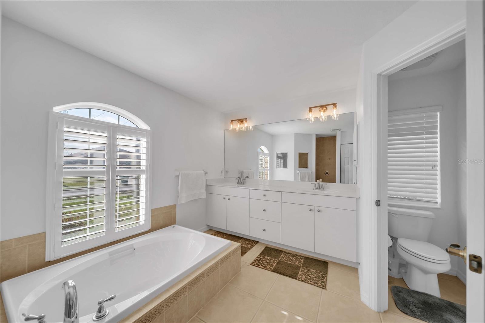 240 WHITE MARSH LN, ROTONDA WEST, FL — photo 6