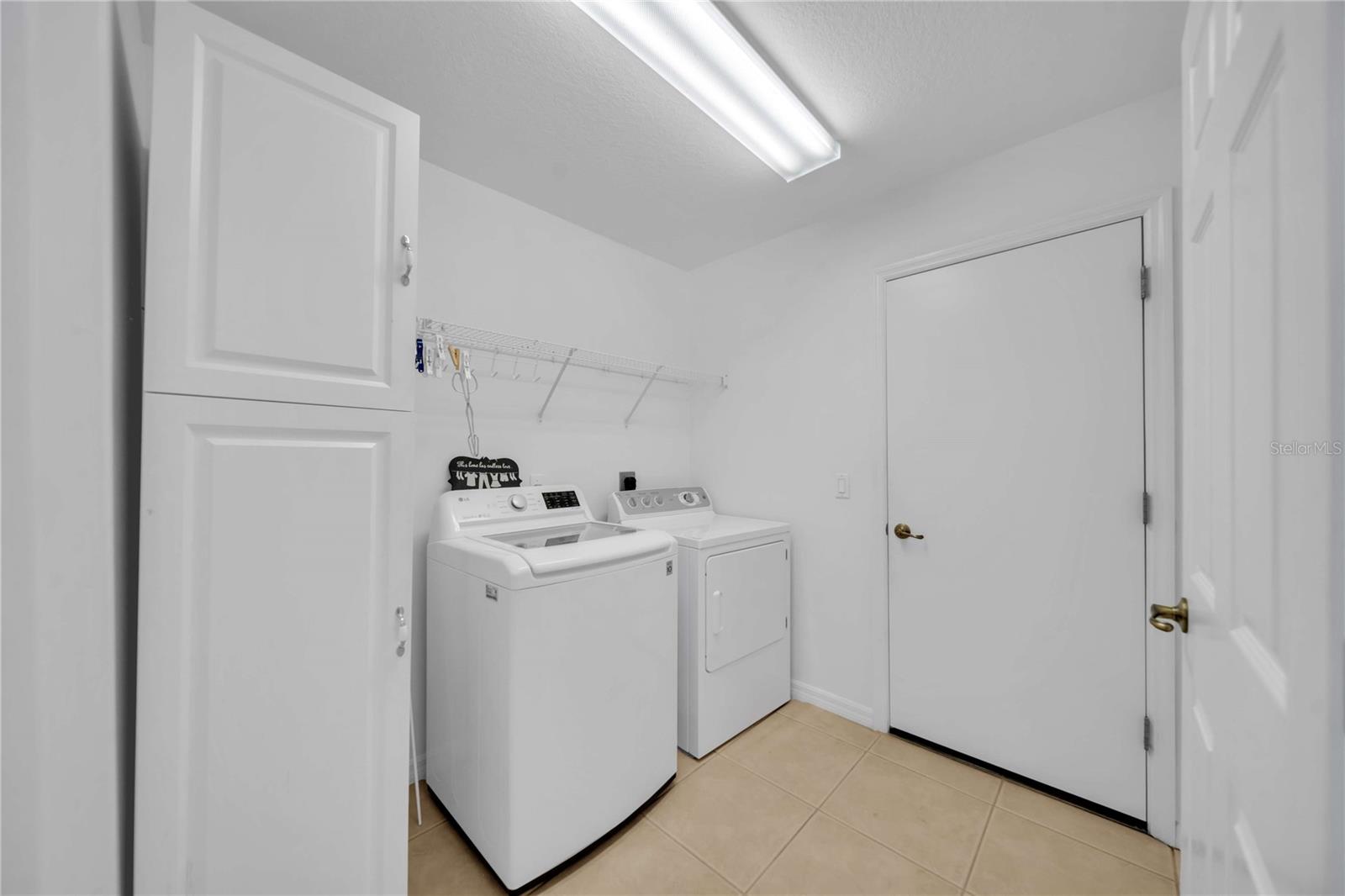 240 WHITE MARSH LN, ROTONDA WEST, FL — photo 31