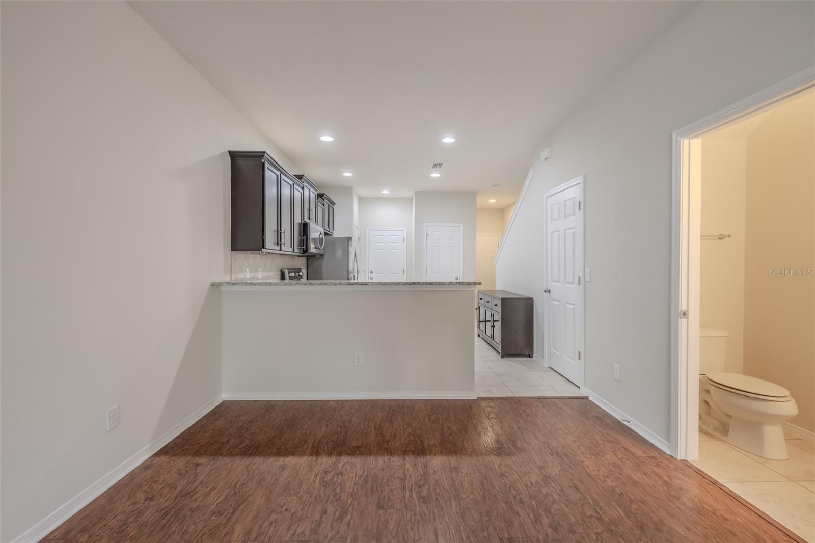 4734 WHITE SANDERLING CT CT, TAMPA, FL — photo 11