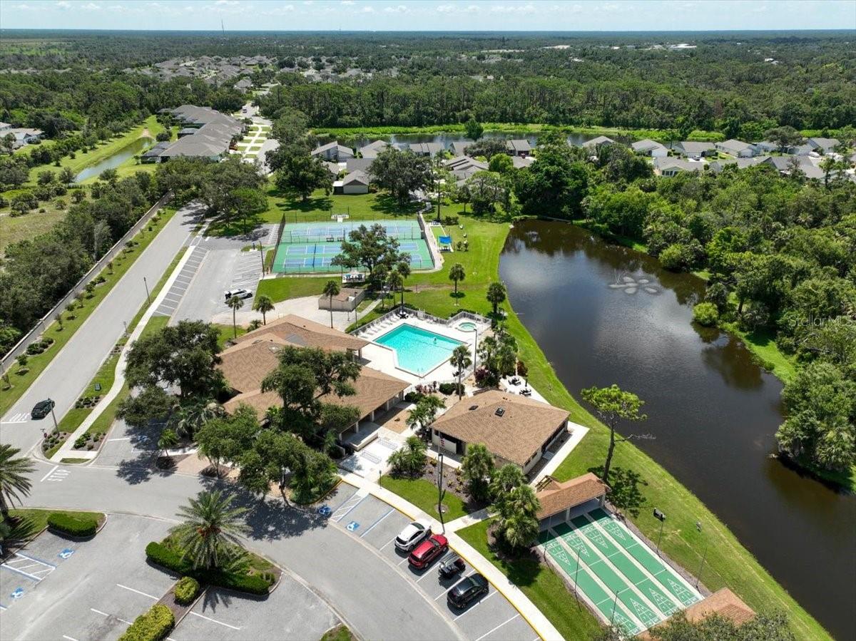 721 REDBUD CT, ENGLEWOOD, FL — photo 39