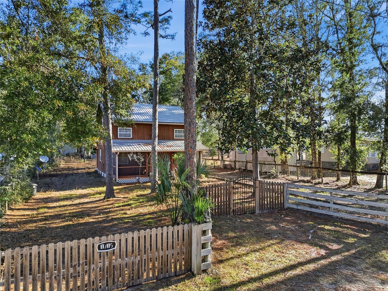 317 CEDAR ST NE, STEINHATCHEE, FL — photo 26