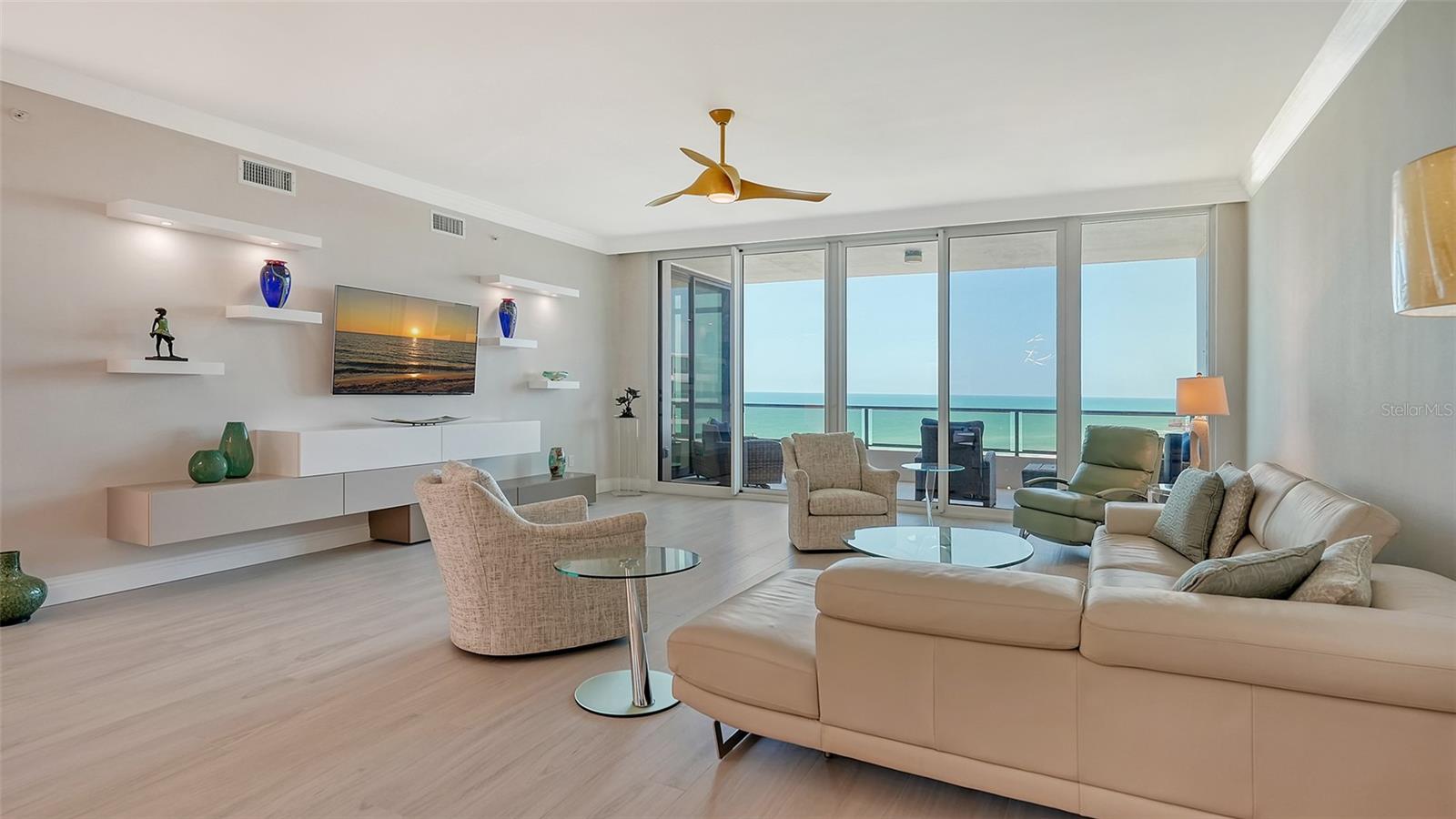 535 SANCTUARY DR #C807, LONGBOAT KEY, FL — photo 5