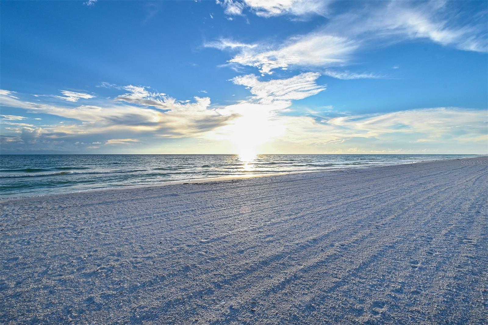 535 SANCTUARY DR #C807, LONGBOAT KEY, FL — photo 55