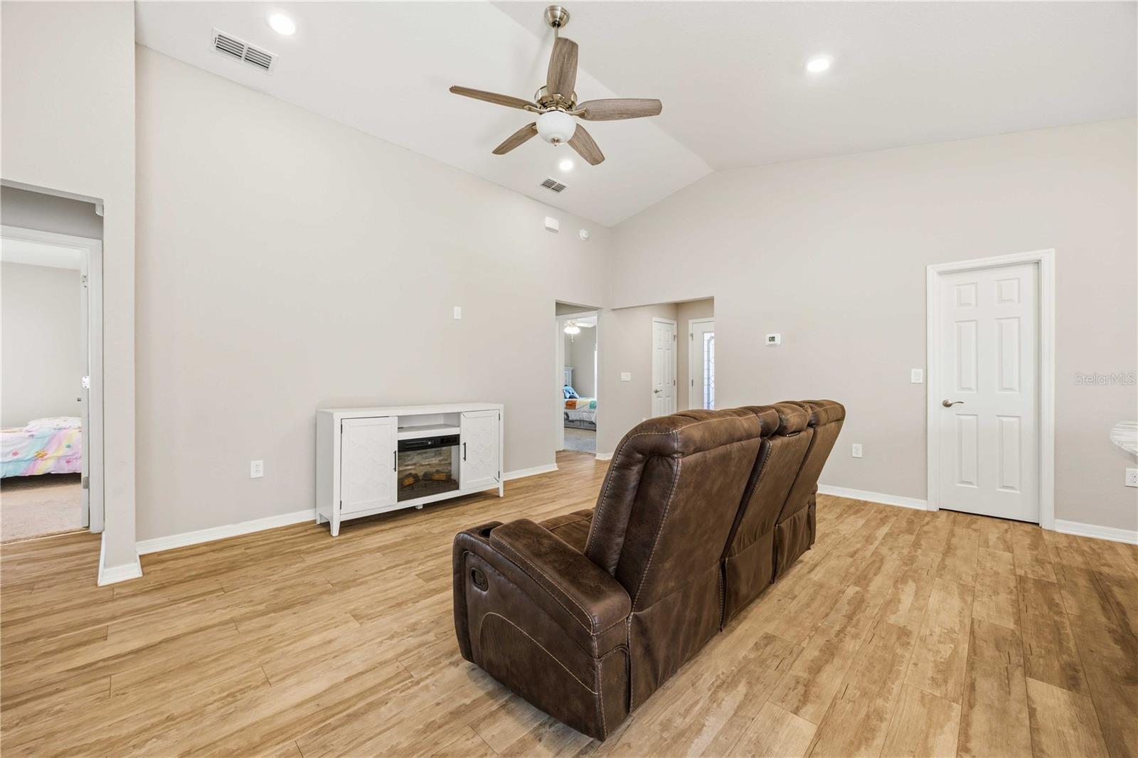 1035 TROPEA LN, AUBURNDALE, FL — photo 9