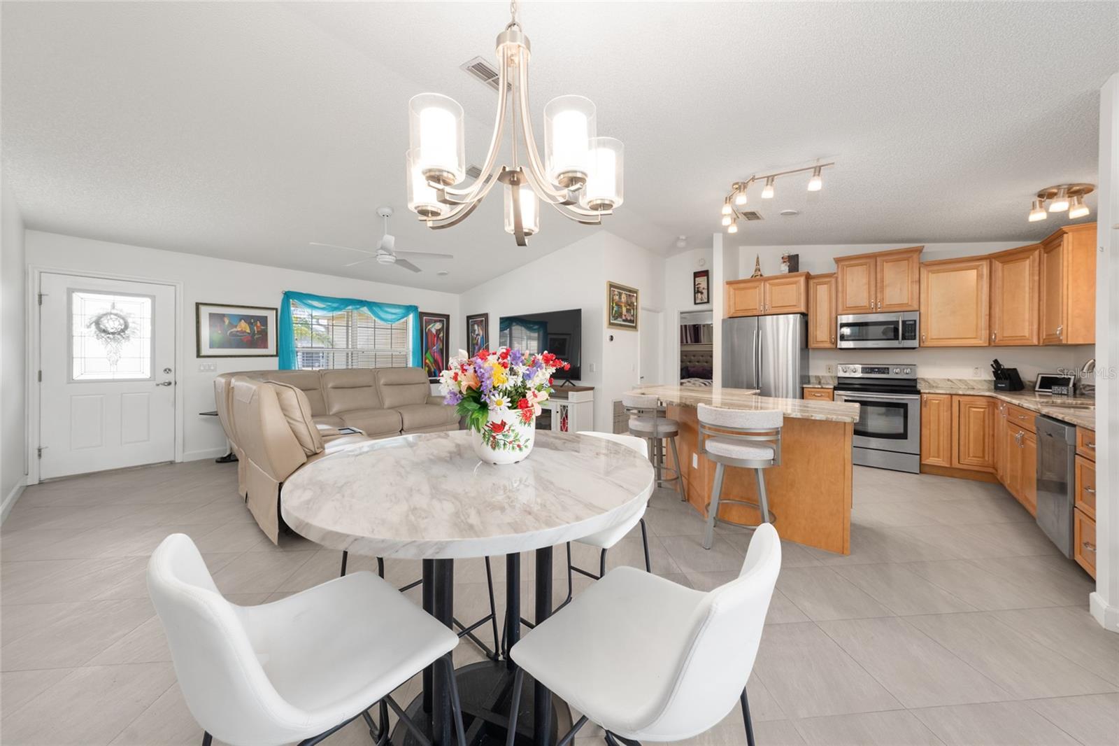 2001 CIPRIANO PL, THE VILLAGES, FL — photo 10