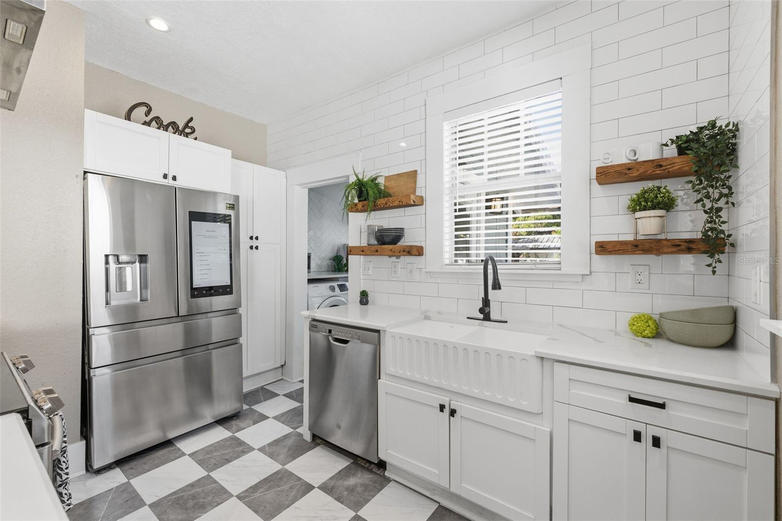 806 E GENESEE ST, TAMPA, FL — photo 14