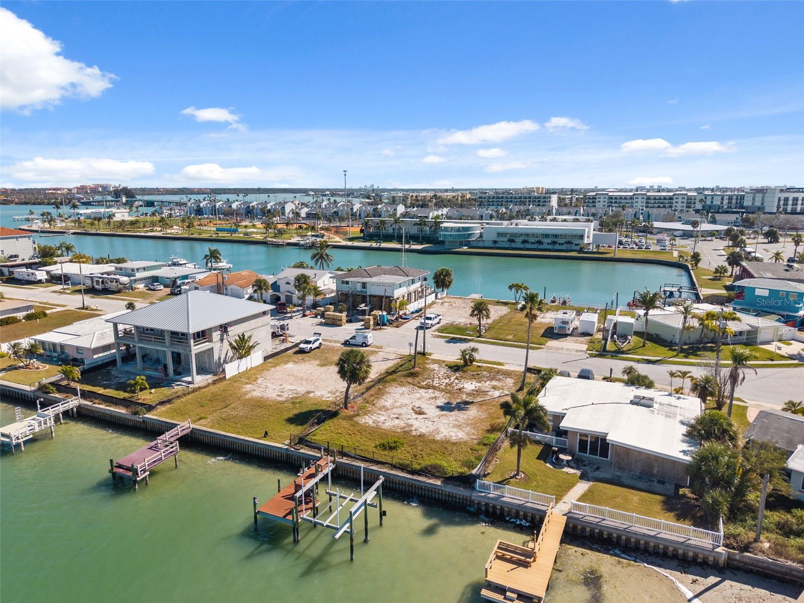 15307 HARBOR DR, MADEIRA BEACH, FL — photo 3