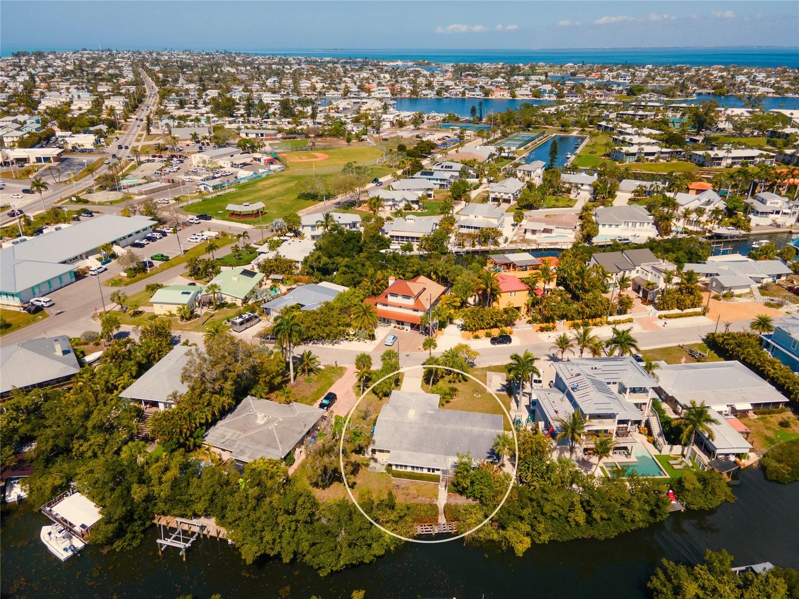 507 58TH ST, HOLMES BEACH, FL — photo 4