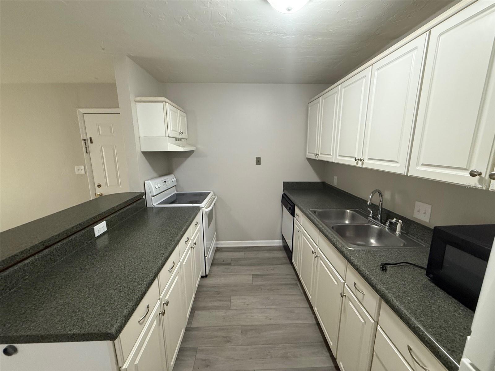 1035 SW 9TH ST #1, GAINESVILLE, FL — photo 7