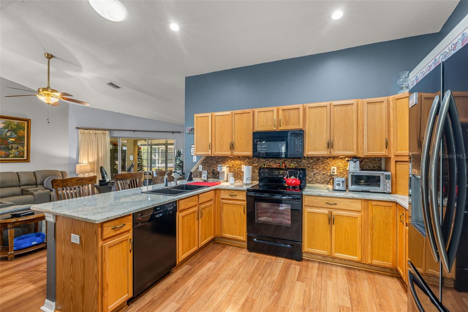 29335 CADDY SHACK LN E, SAN ANTONIO, FL — photo 12