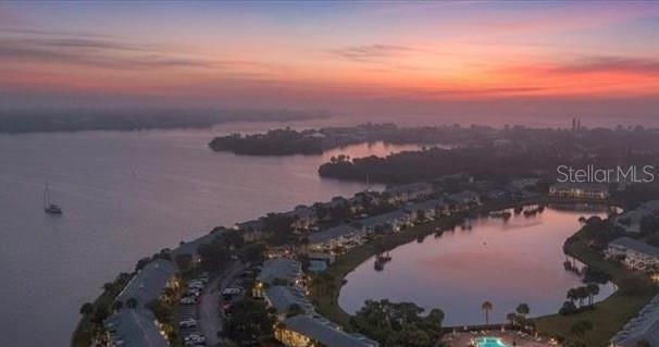 205 POMPANO DR SE #B, ST PETERSBURG, FL — photo 31