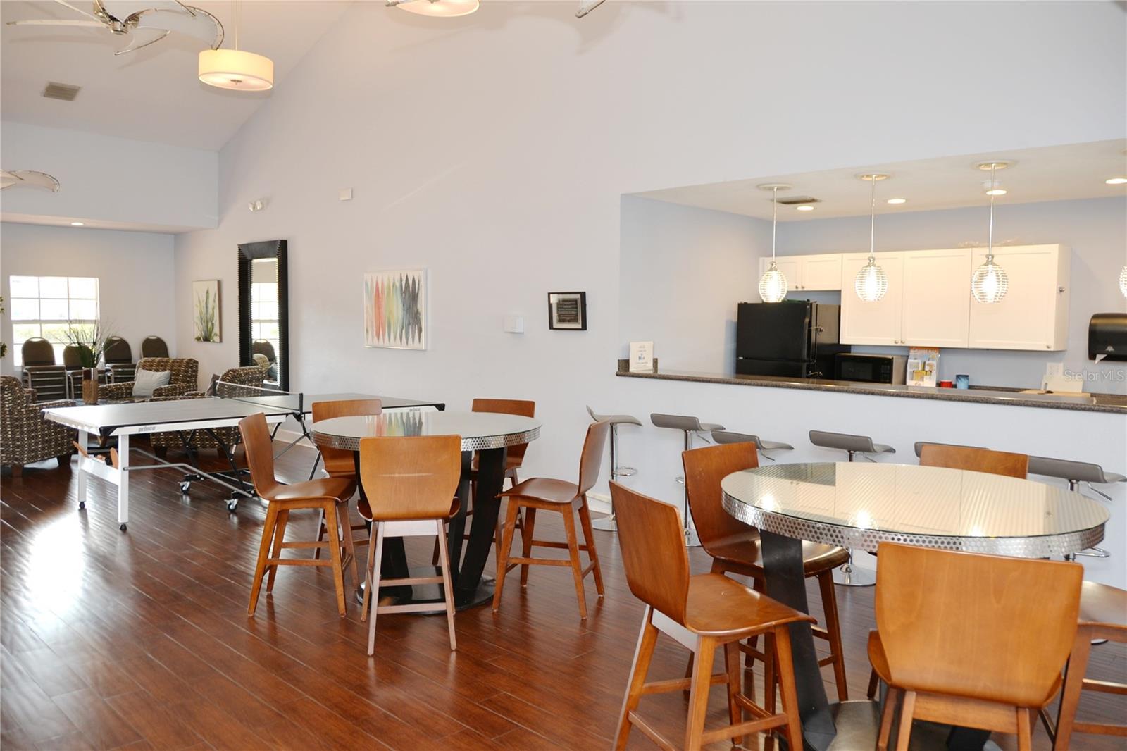 205 POMPANO DR SE #B, ST PETERSBURG, FL — photo 38