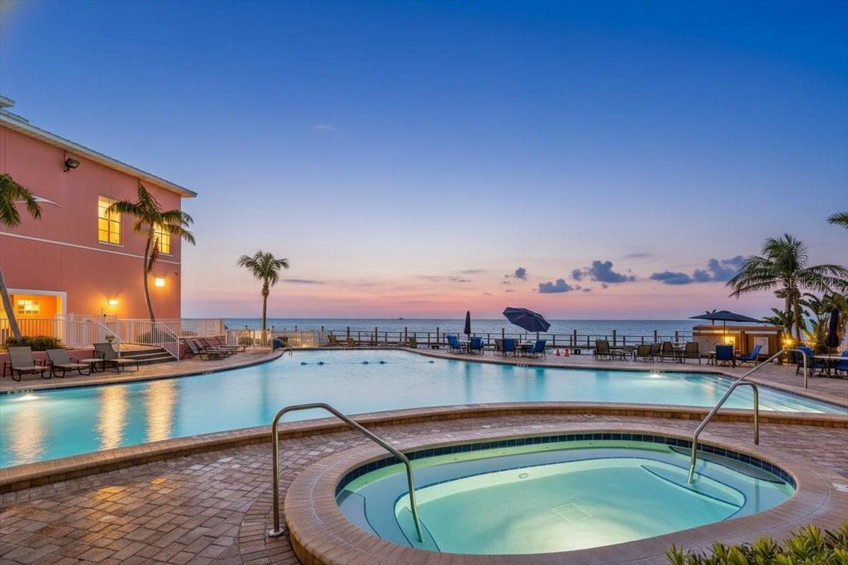 205 POMPANO DR SE #B, ST PETERSBURG, FL — photo 49