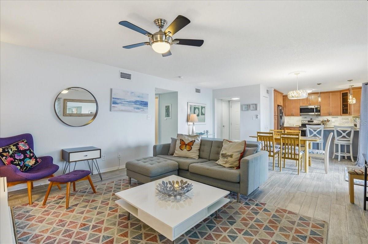 205 POMPANO DR SE #B, ST PETERSBURG, FL — photo 5