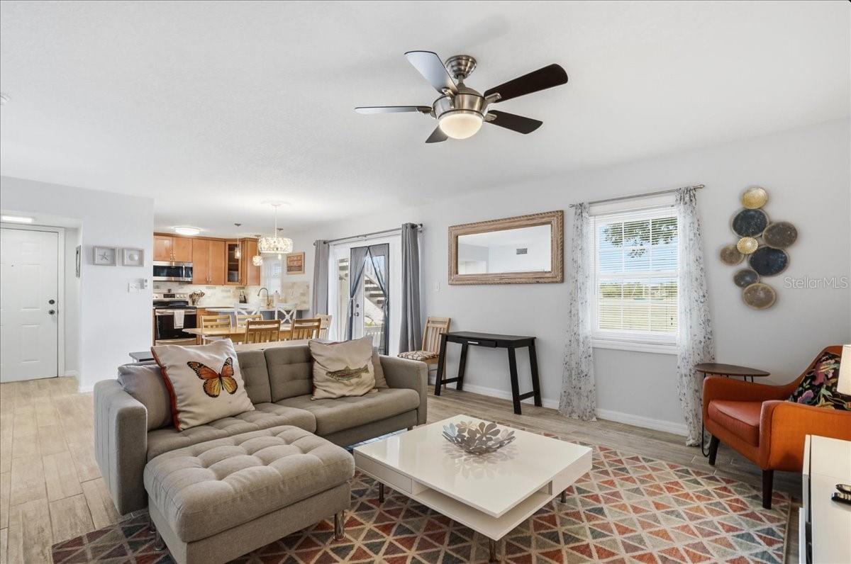 205 POMPANO DR SE #B, ST PETERSBURG, FL — photo 6