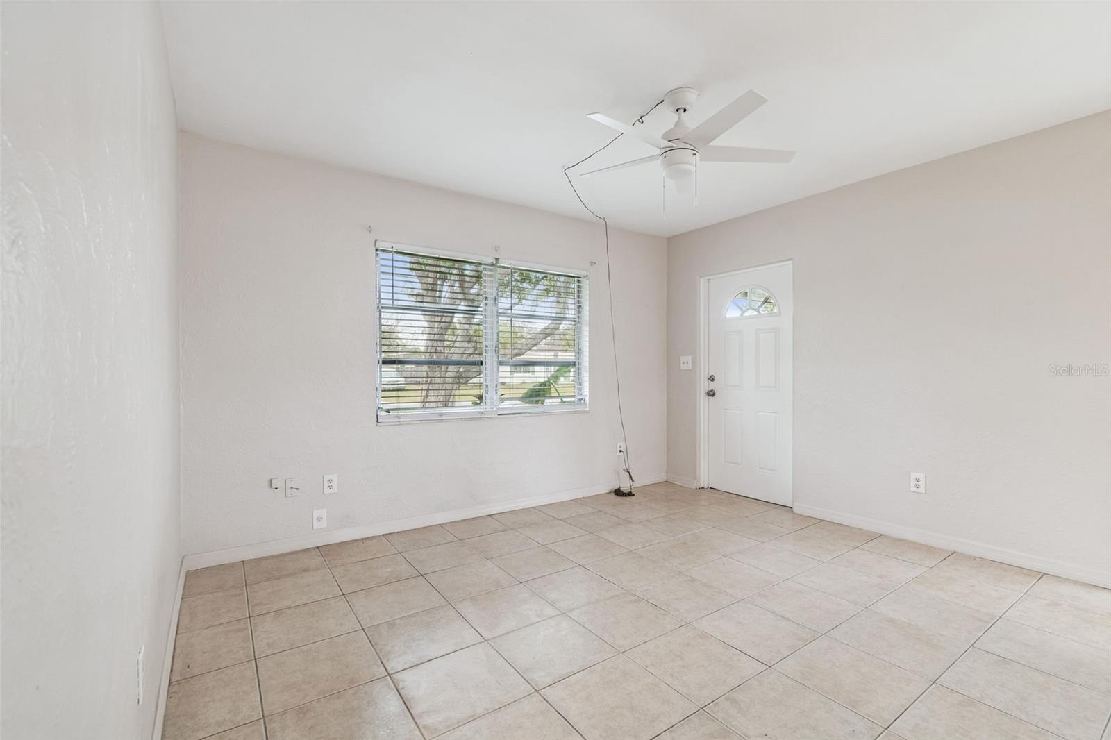 10970 GROVE TER, SEMINOLE, FL — photo 8