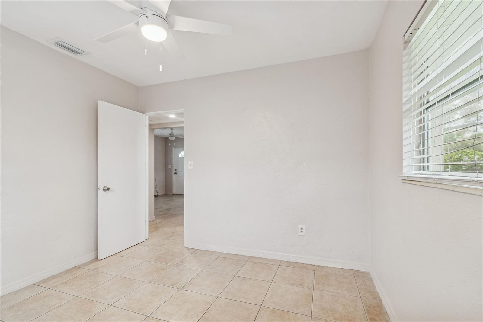 10970 GROVE TER, SEMINOLE, FL — photo 27