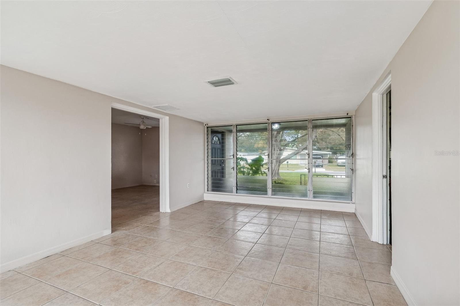 10970 GROVE TER, SEMINOLE, FL — photo 32