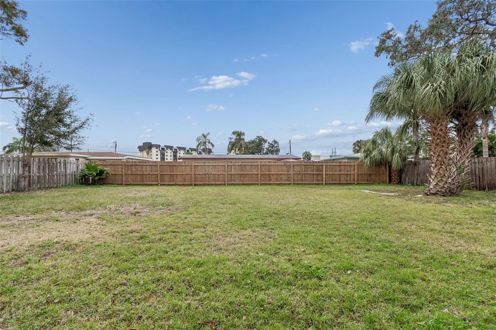 10970 GROVE TER, SEMINOLE, FL — photo 35