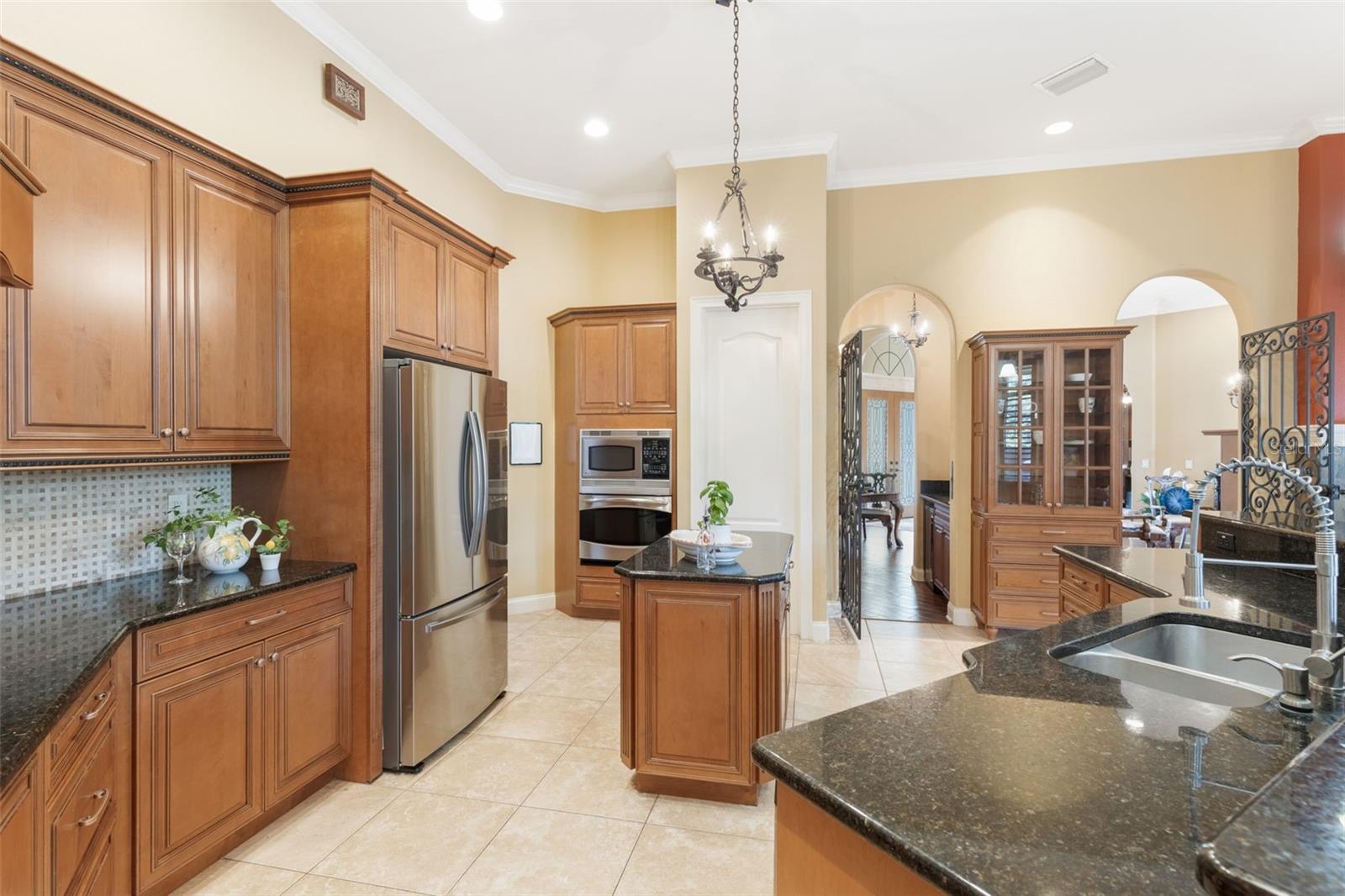 25514 HIGH HAMPTON CIR, SORRENTO, FL — photo 17