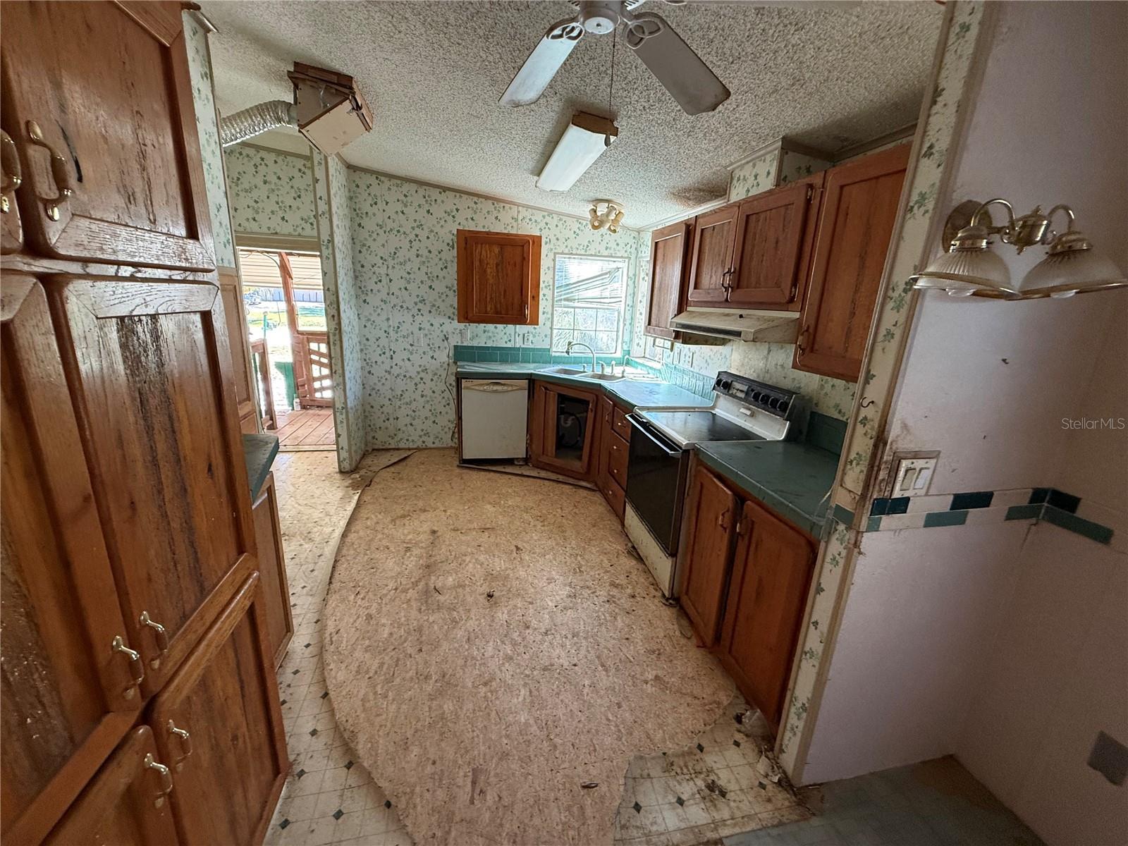 3381 SE 145TH PL, SUMMERFIELD, FL — photo 8