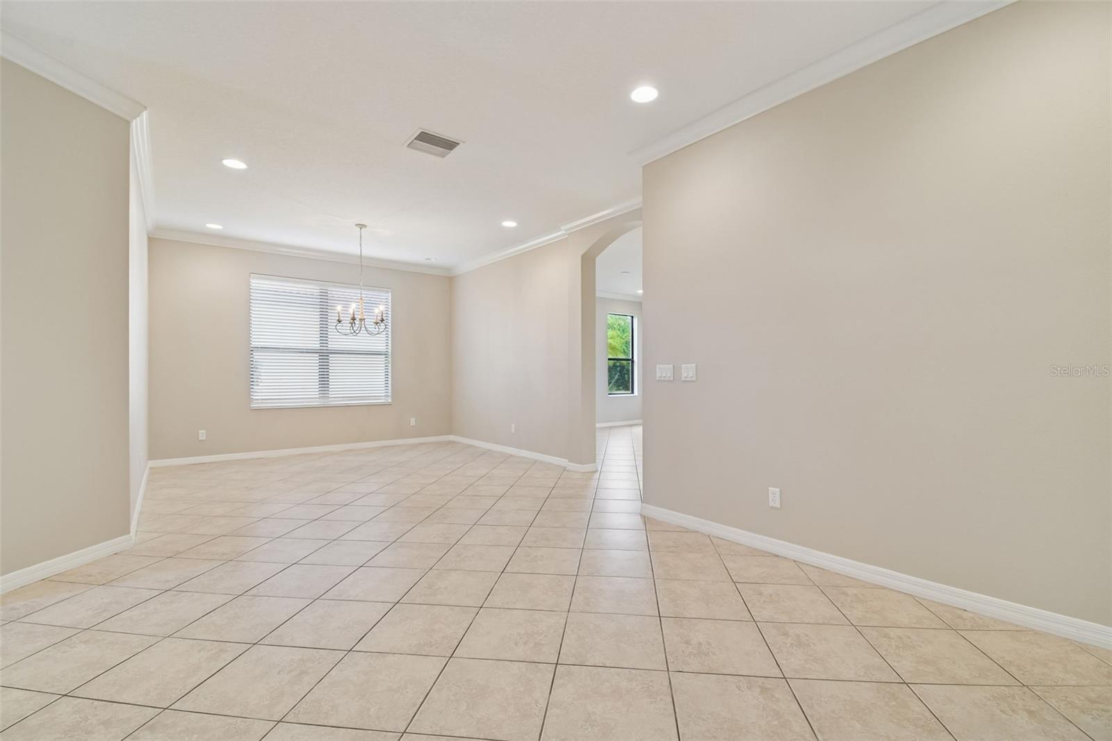 127 SILVER FALLS DR, APOLLO BEACH, FL — photo 6