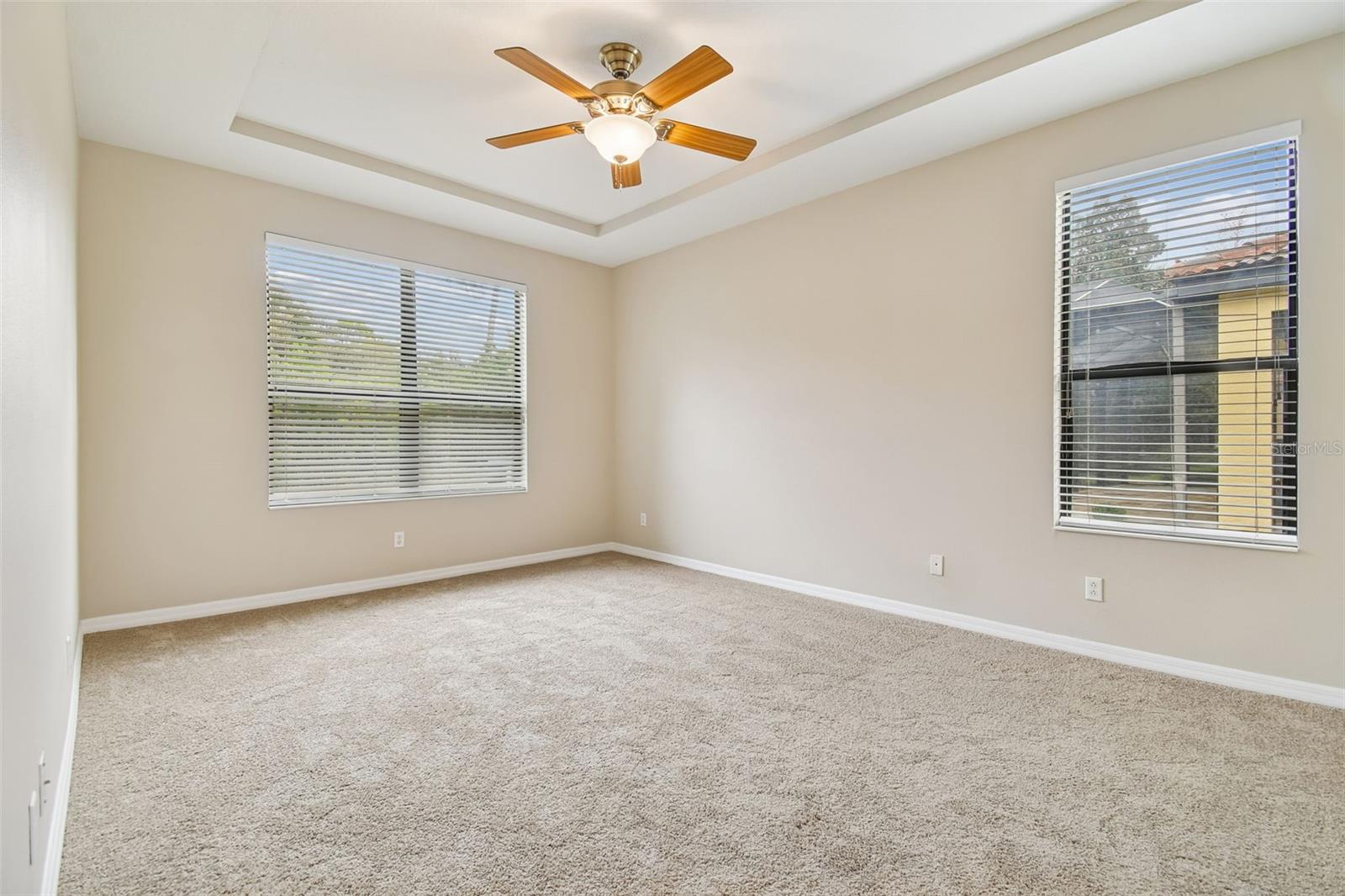 127 SILVER FALLS DR, APOLLO BEACH, FL — photo 32