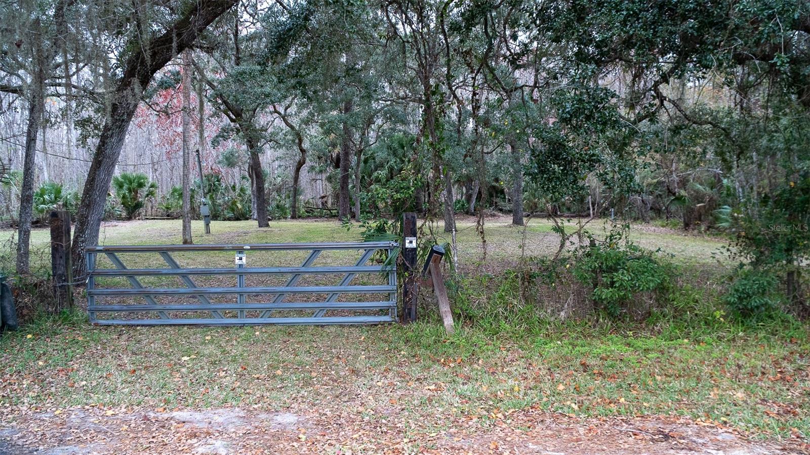 155 FRAN LN, SATSUMA, FL — photo 29