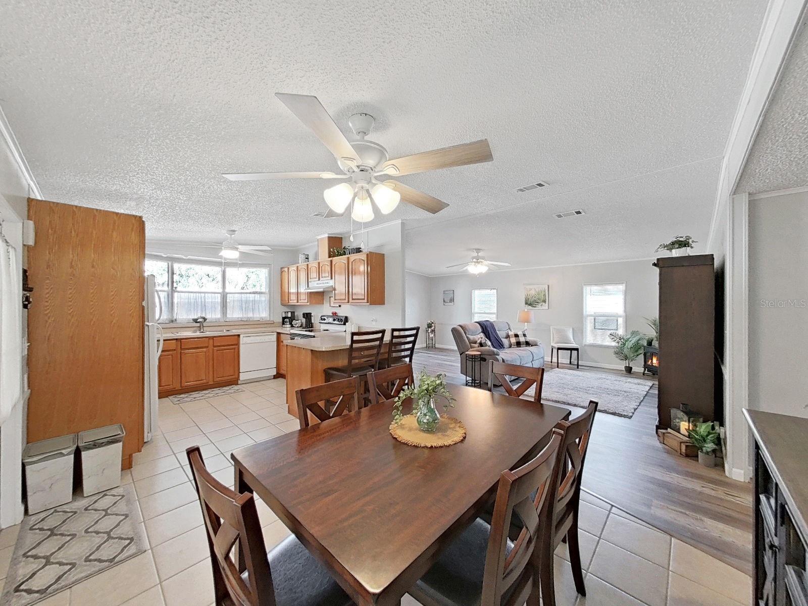 1811 FOX HILL DR, LAKELAND, FL — photo 7
