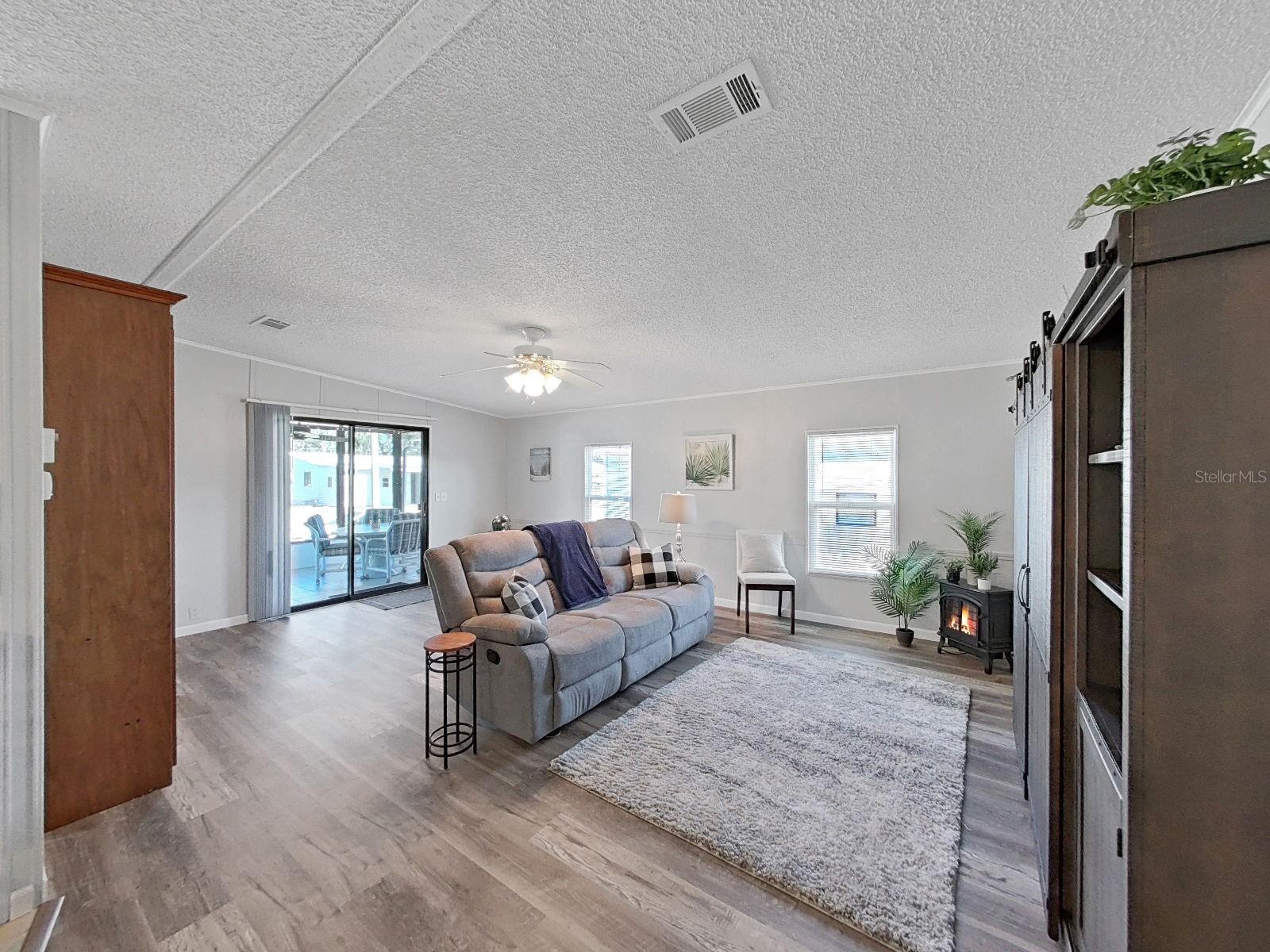 1811 FOX HILL DR, LAKELAND, FL — photo 12