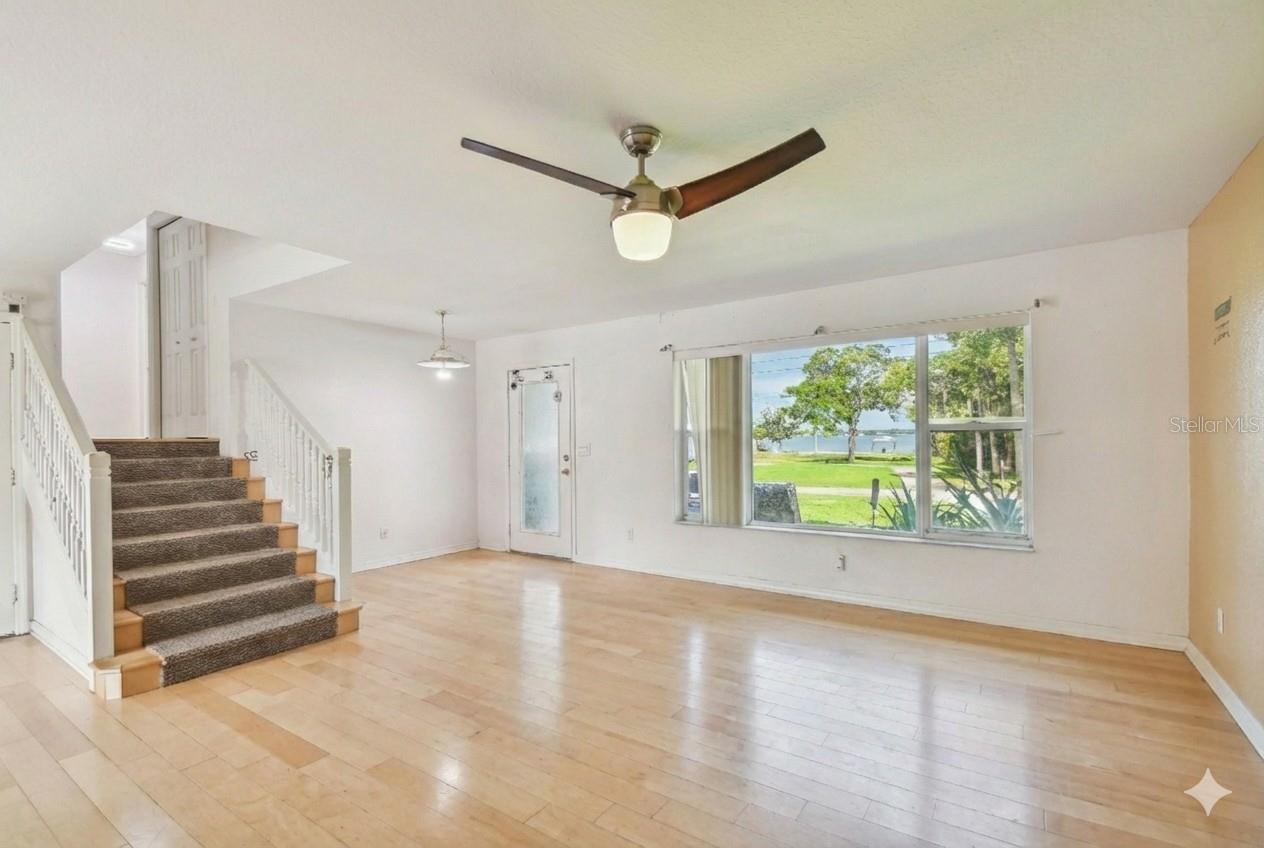 317 SHORE DR E, OLDSMAR, FL — photo 21
