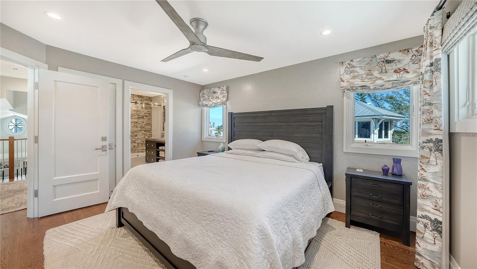 95 52ND ST, HOLMES BEACH, FL — photo 38