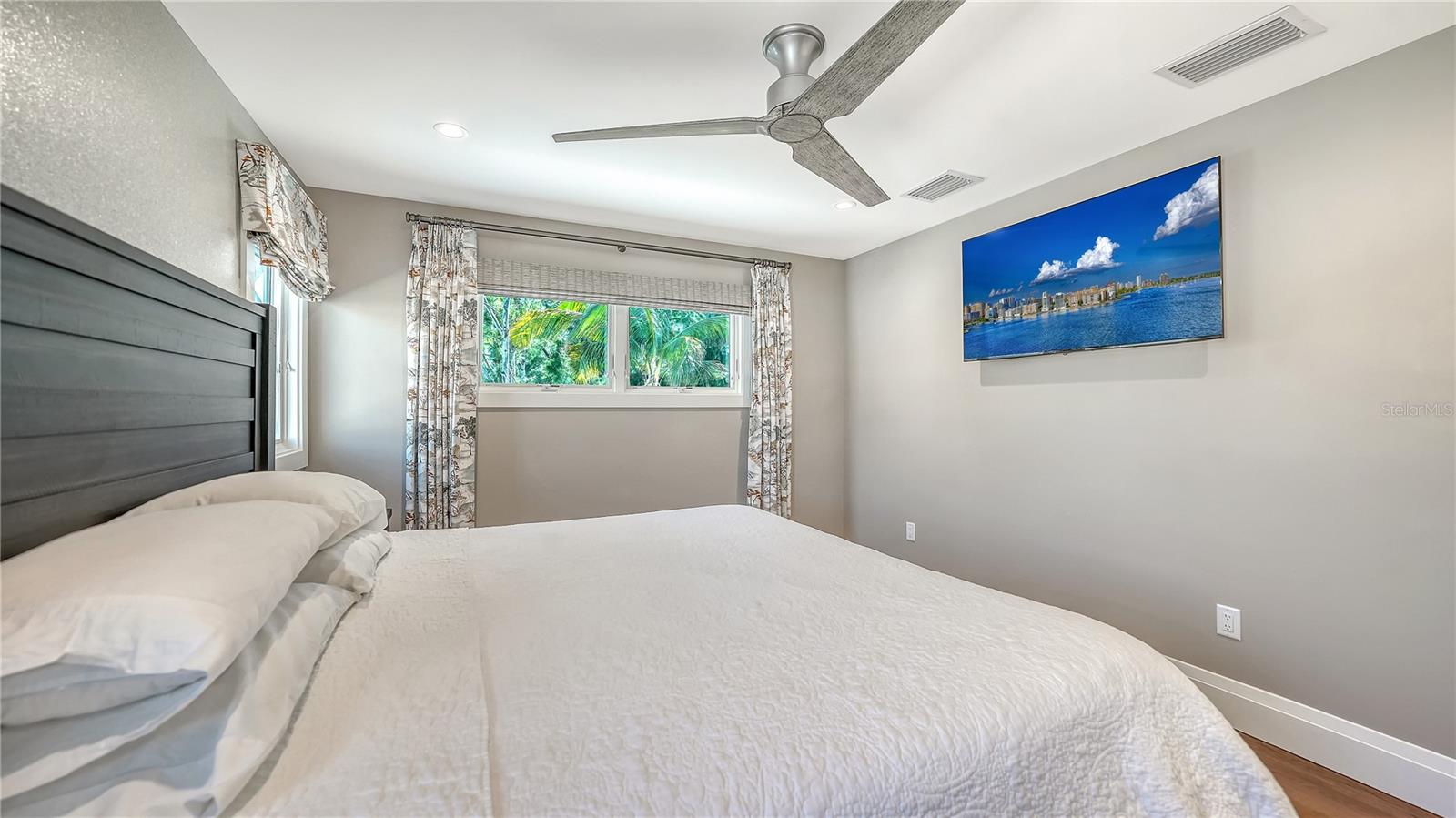 95 52ND ST, HOLMES BEACH, FL — photo 40