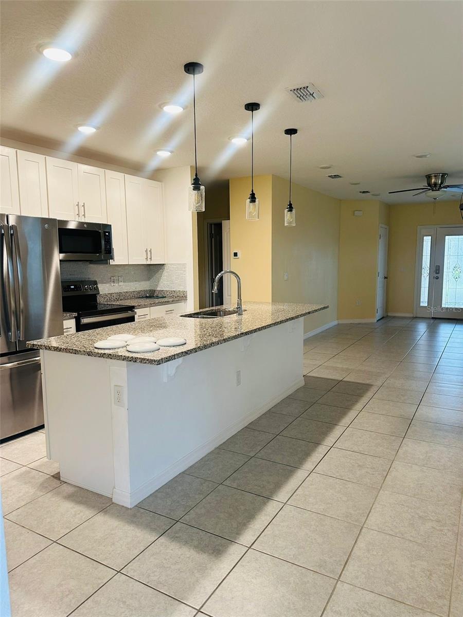 2221 CANYON BREEZE AVE, KISSIMMEE, FL — photo 14