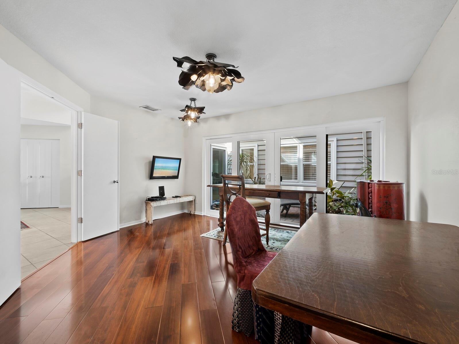 3435 WINDING OAKS DR #18, LONGBOAT KEY, FL — photo 28