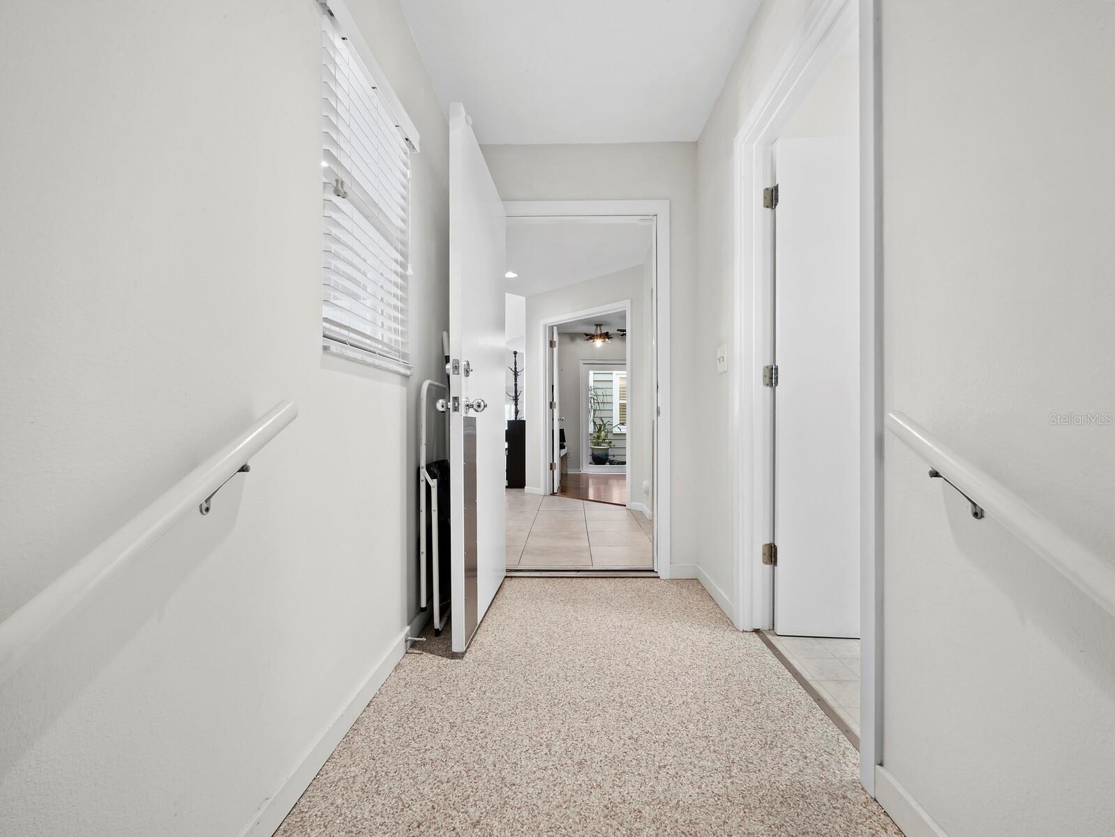 3435 WINDING OAKS DR #18, LONGBOAT KEY, FL — photo 41