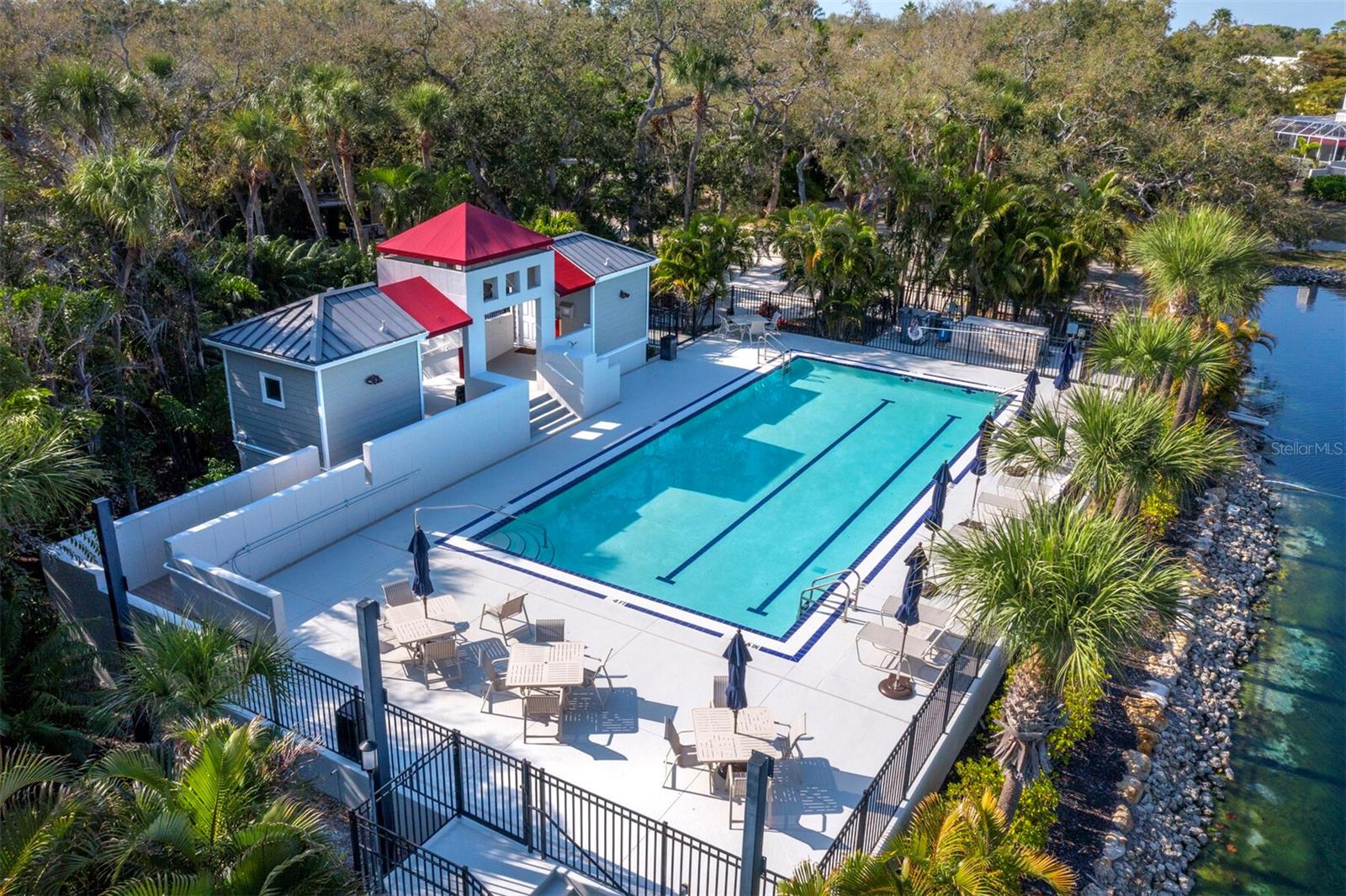 3435 WINDING OAKS DR #18, LONGBOAT KEY, FL — photo 45