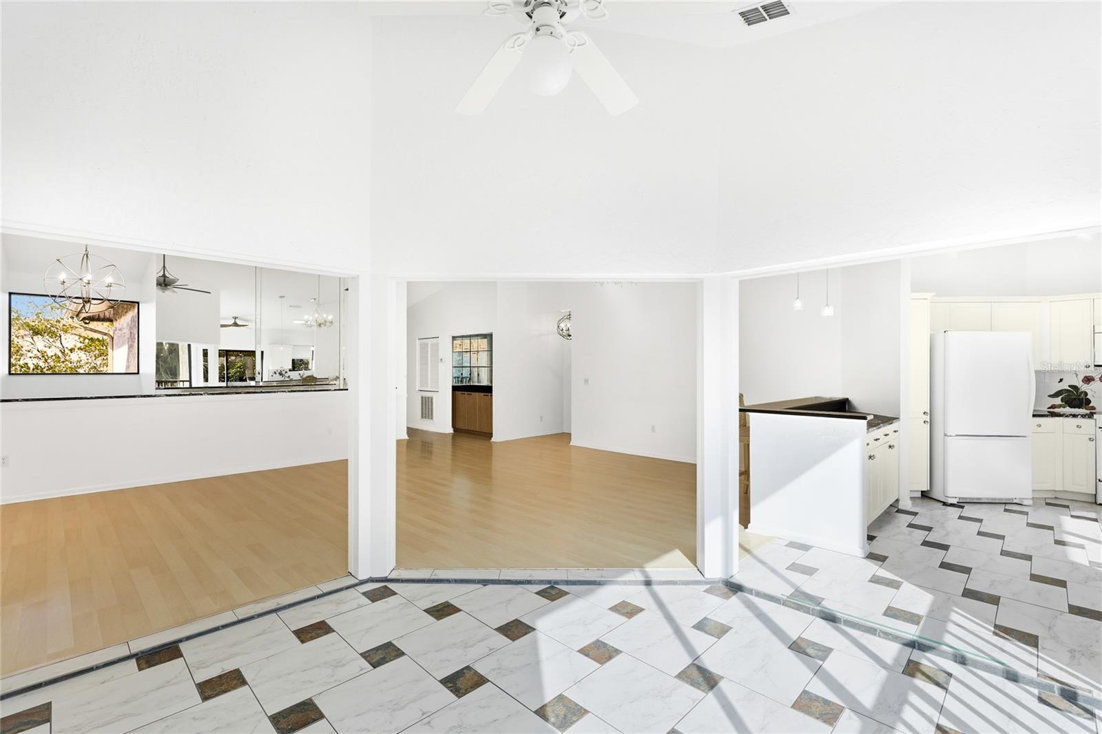 1648 STARLING DR #202, SARASOTA, FL — photo 15