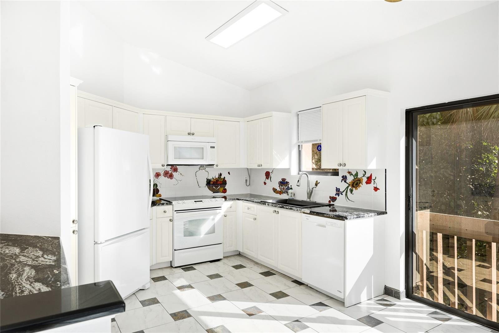 1648 STARLING DR #202, SARASOTA, FL — photo 17