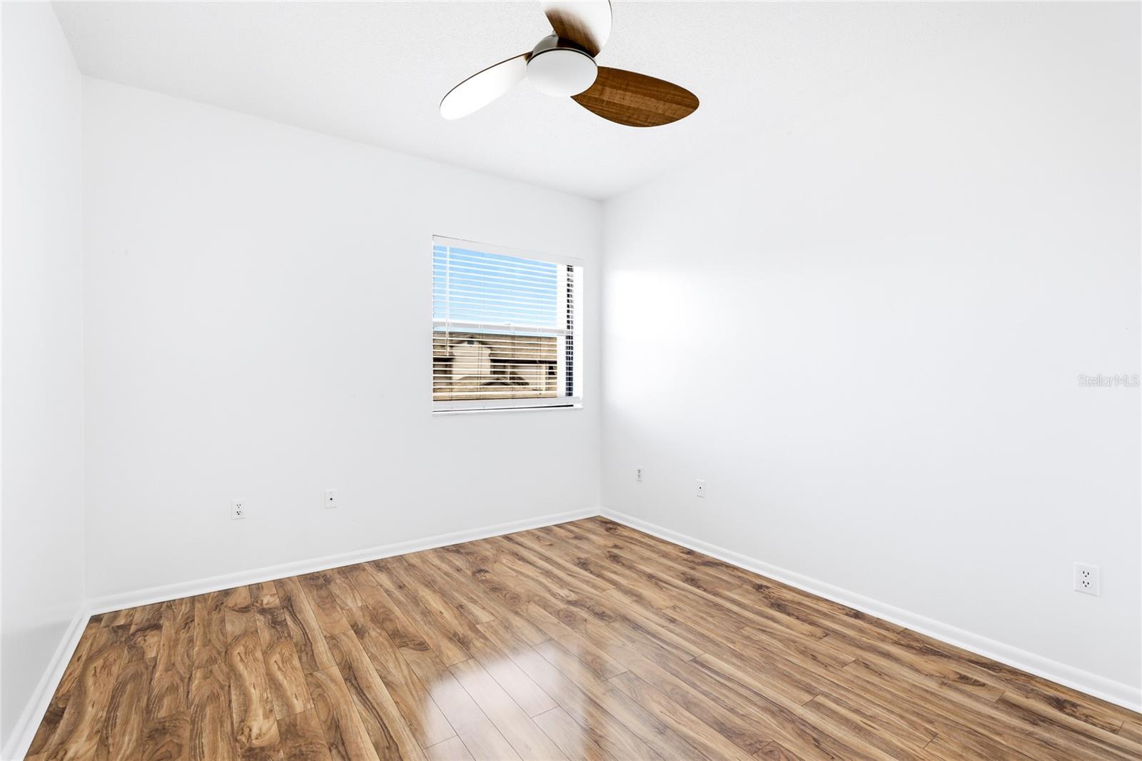 1648 STARLING DR #202, SARASOTA, FL — photo 26