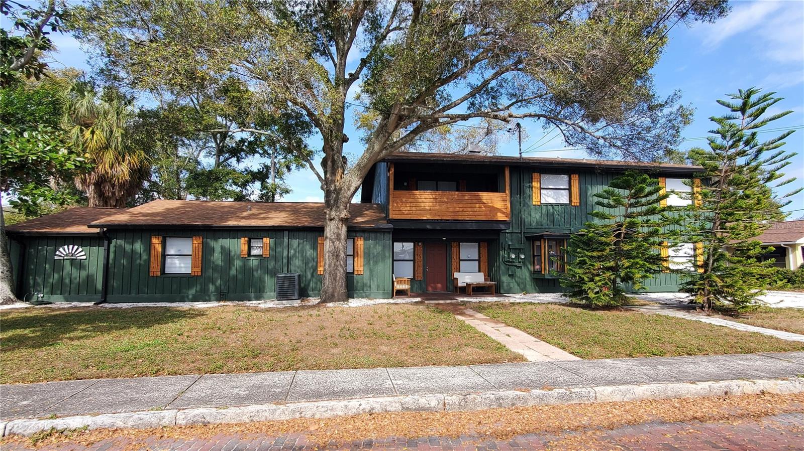 368 RIDGE RD SW, LARGO, FL