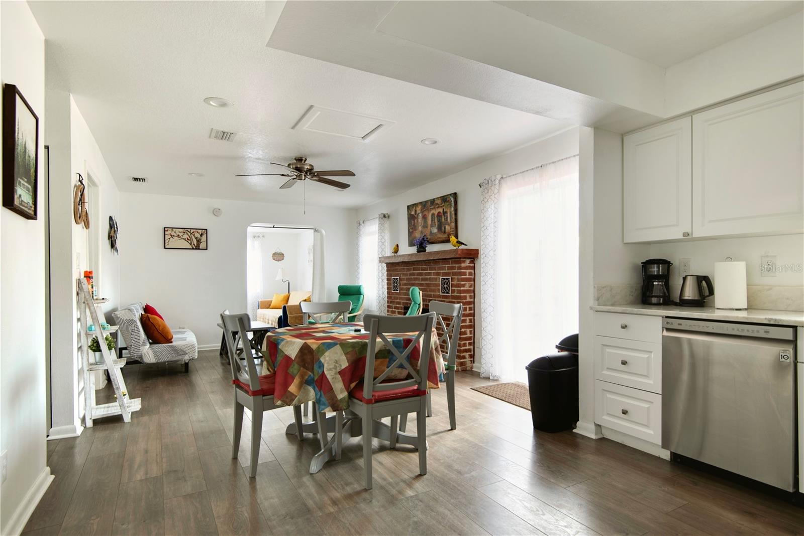 368 RIDGE RD SW, LARGO, FL — photo 31