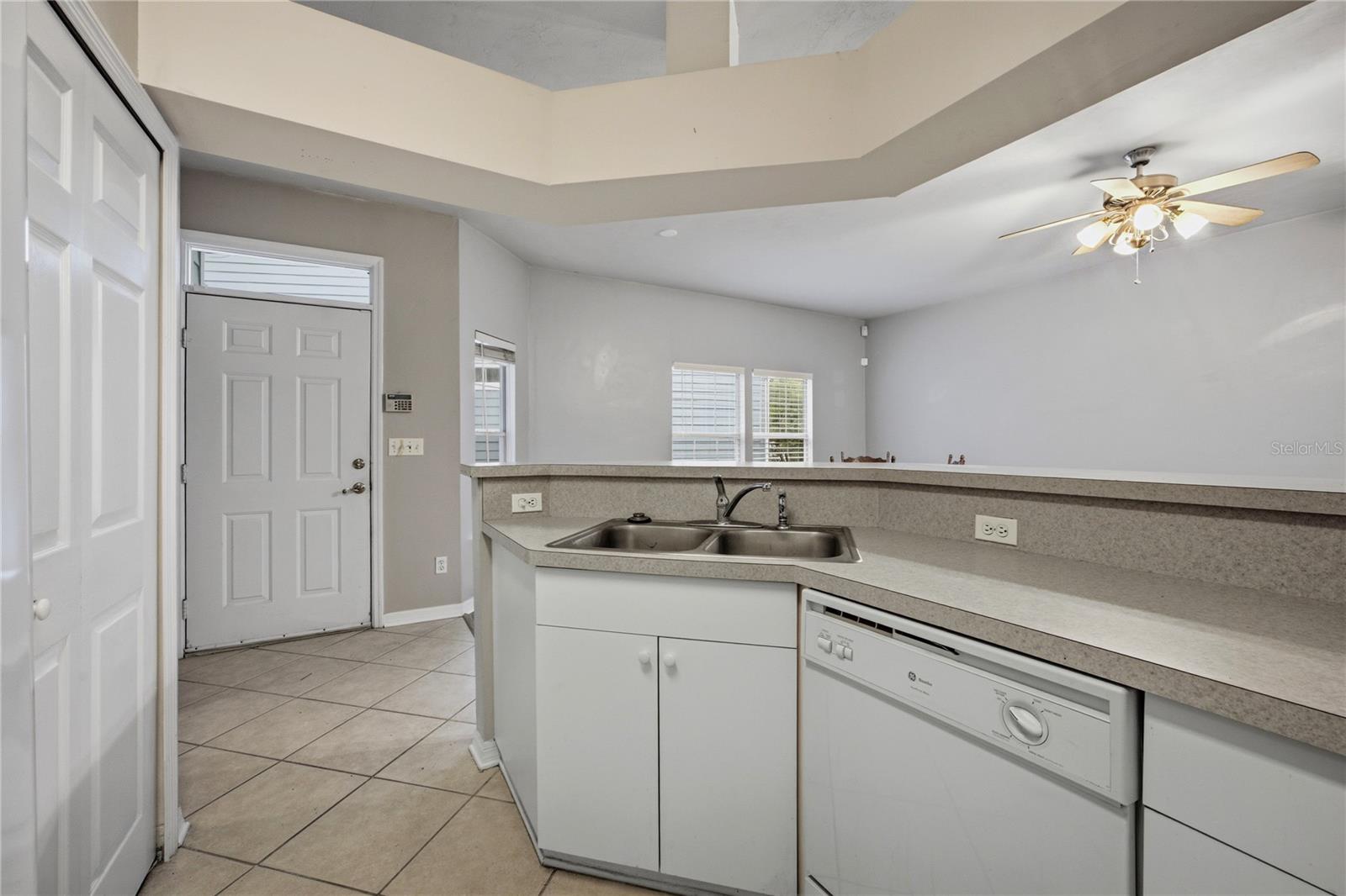 4945 NW 1ST PL, GAINESVILLE, FL — photo 8