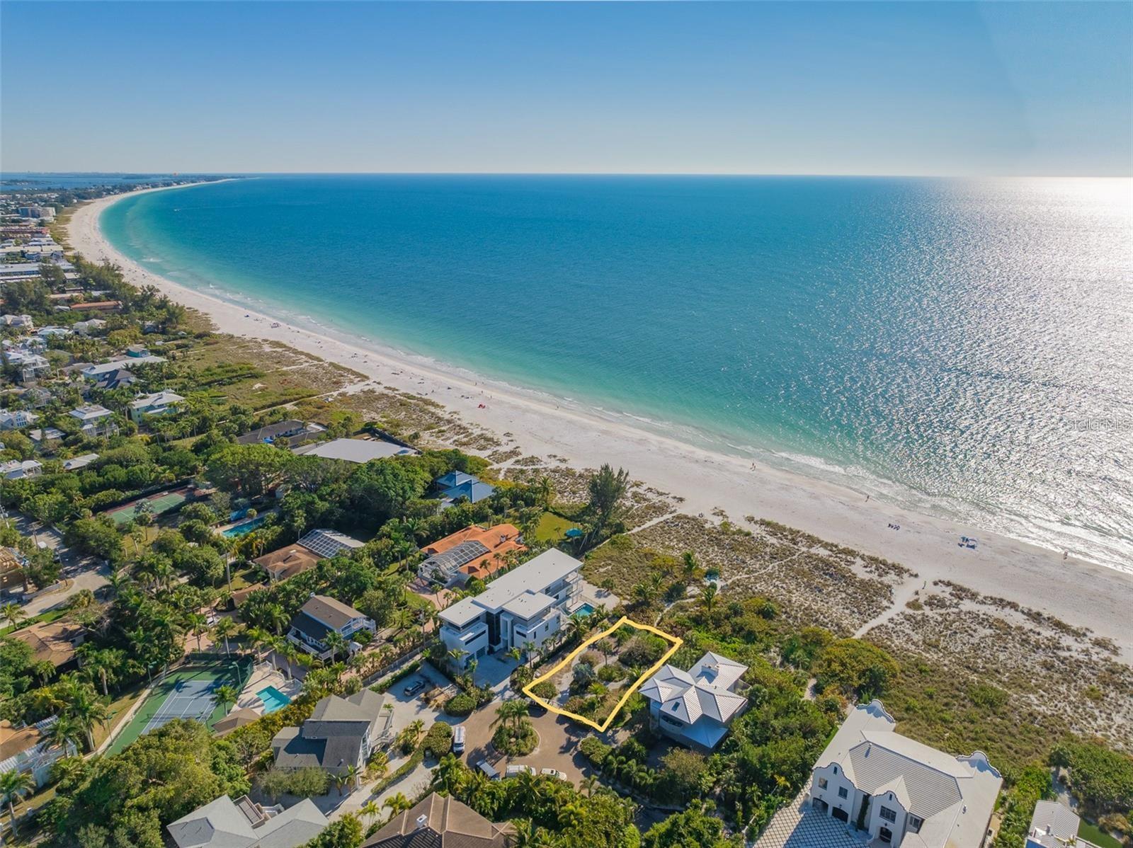 102 SUNSET LN, HOLMES BEACH, FL — photo 3