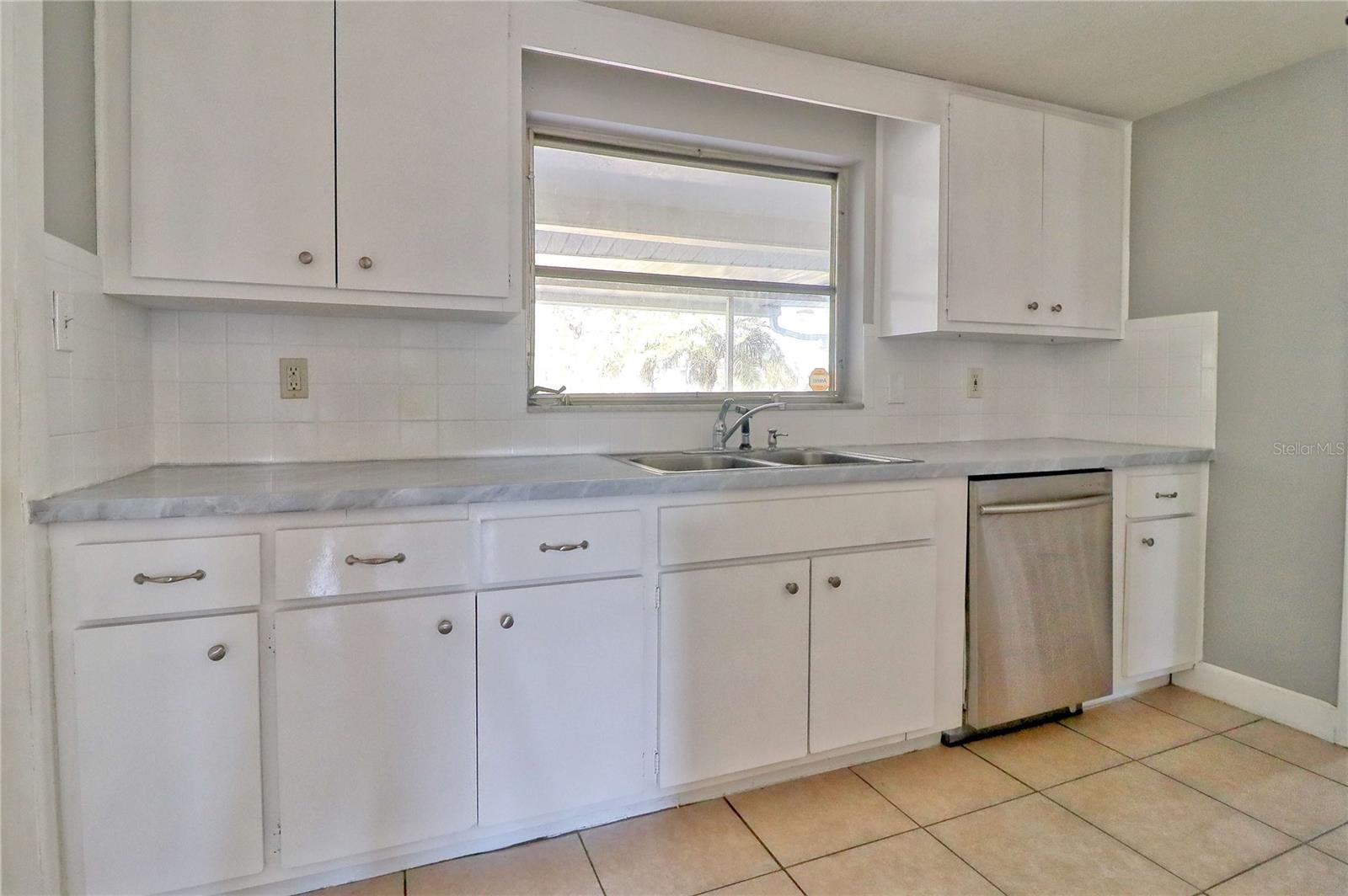 10332 HONEYSUCKLE LN, PORT RICHEY, FL — photo 12
