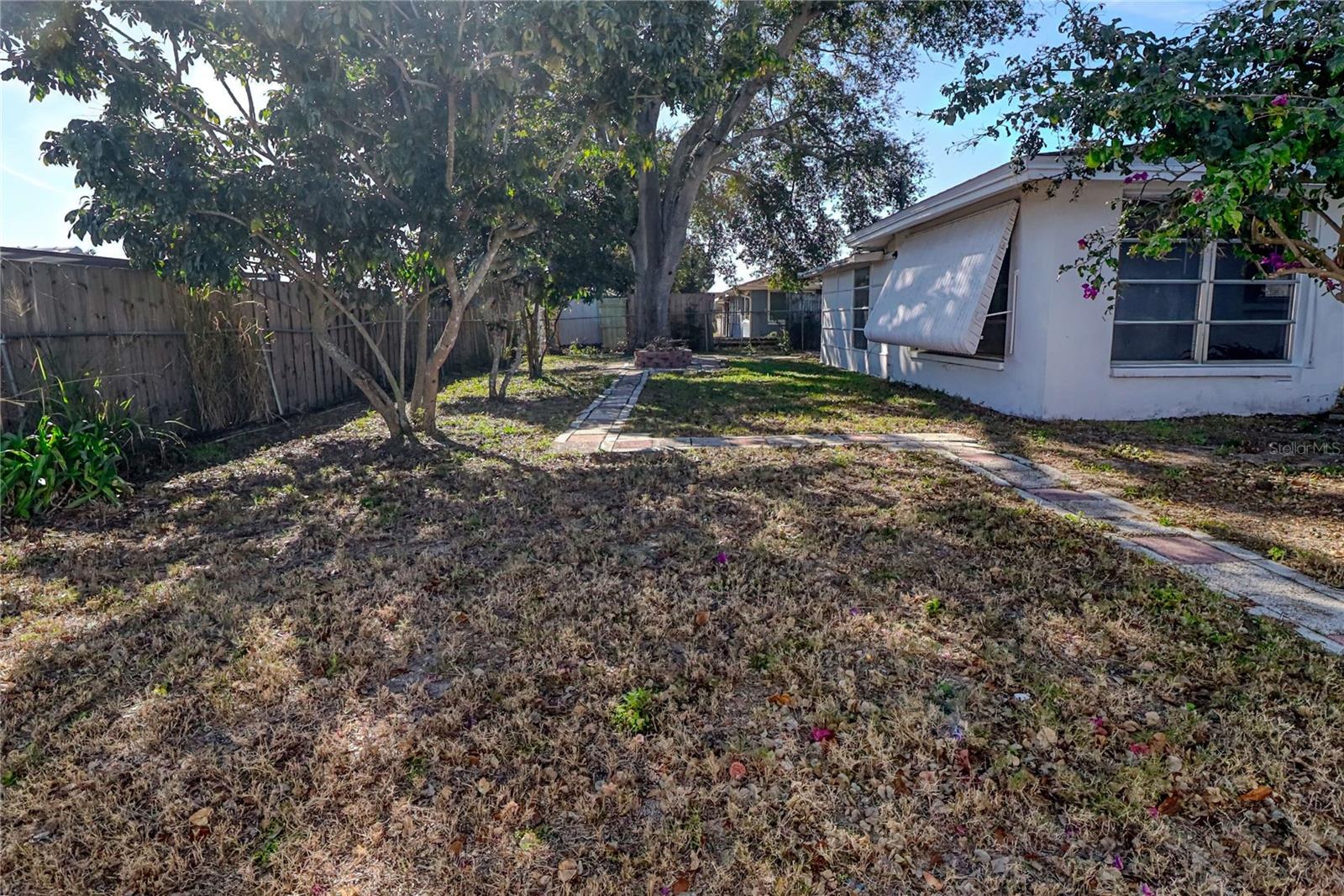 10332 HONEYSUCKLE LN, PORT RICHEY, FL — photo 44