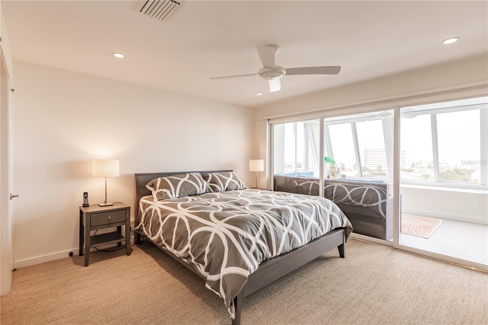 1200 E PEPPERTREE LN #402, SARASOTA, FL — photo 29