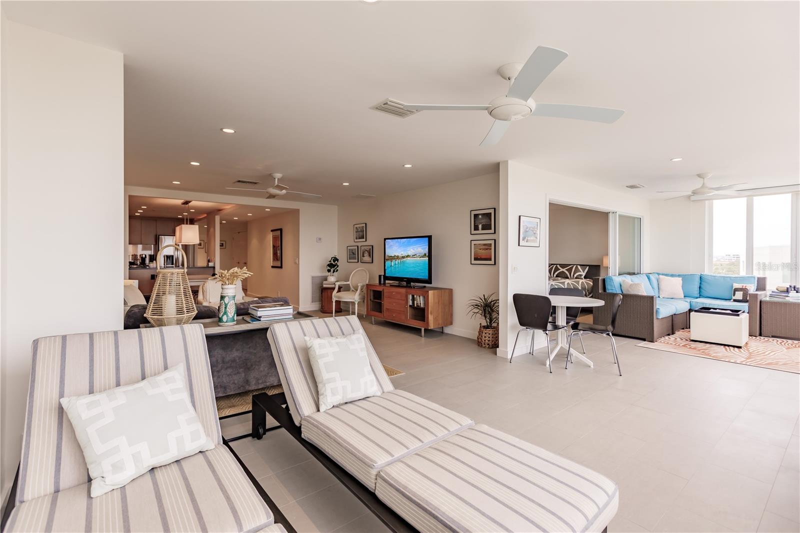 1200 E PEPPERTREE LN #402, SARASOTA, FL — photo 56