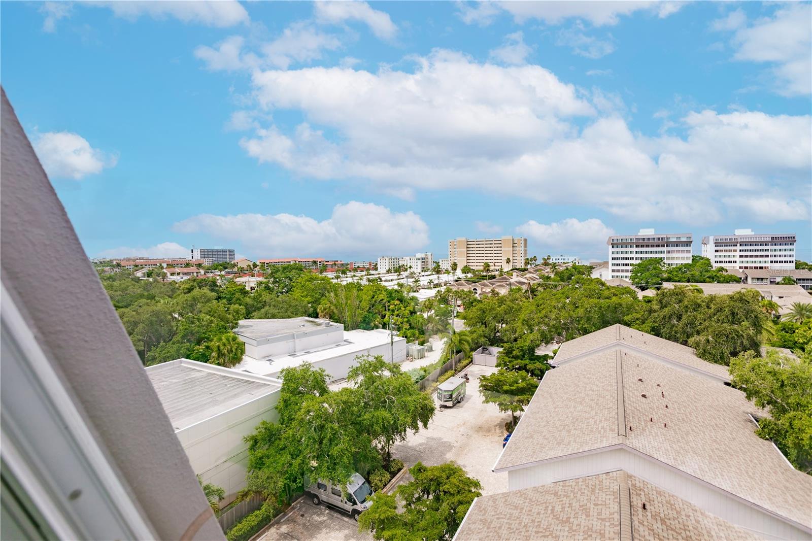 1200 E PEPPERTREE LN #402, SARASOTA, FL — photo 61